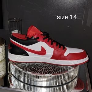 Jordan low size 14
